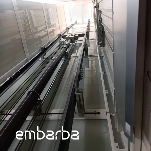 Hueco de ascensor instalado por Embarba